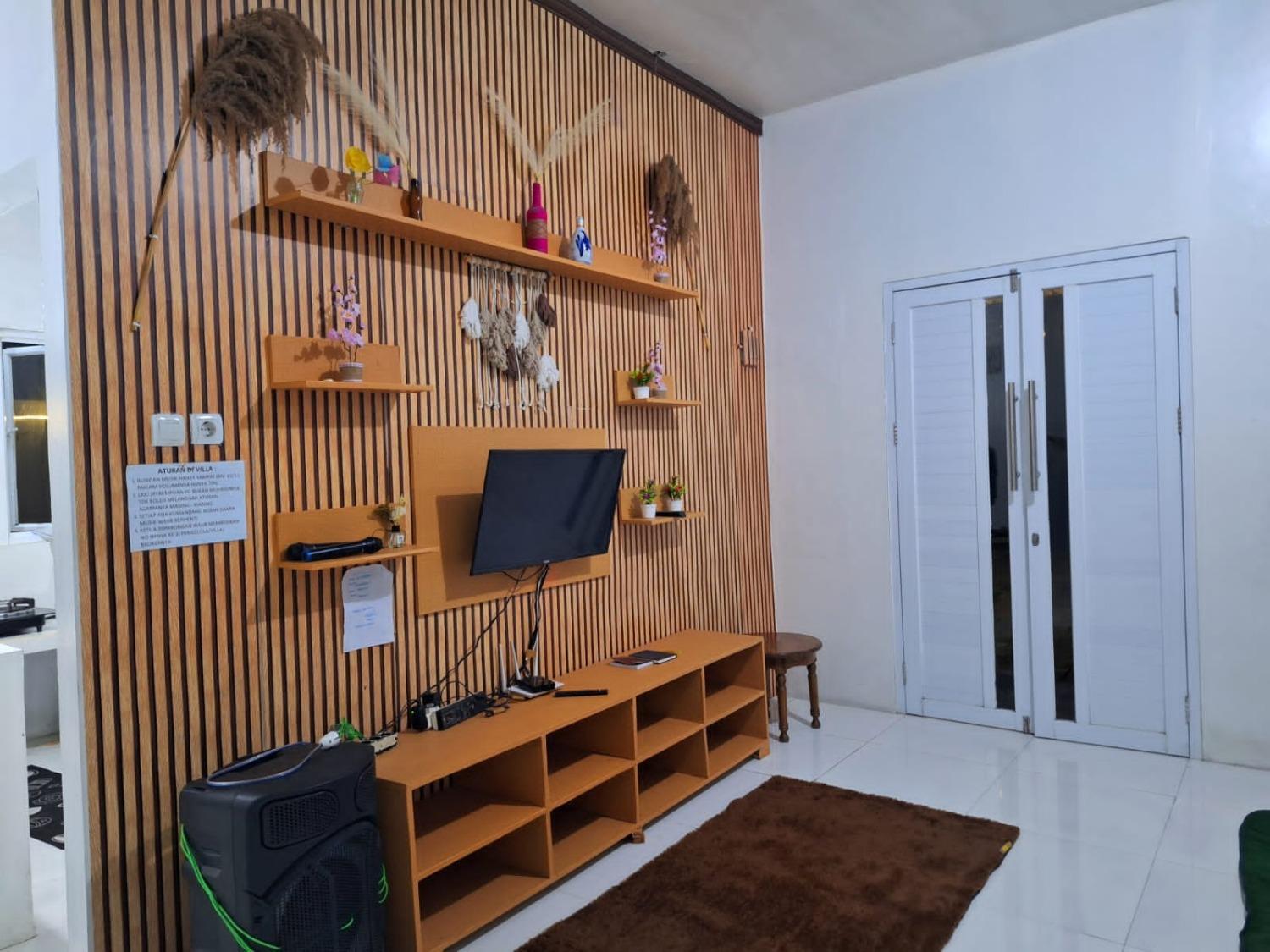 Villa Putih Cisarua Luaran gambar