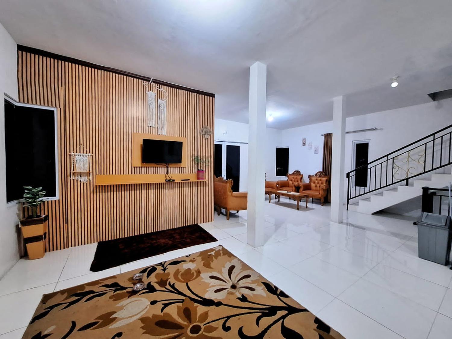 Villa Putih Cisarua Luaran gambar